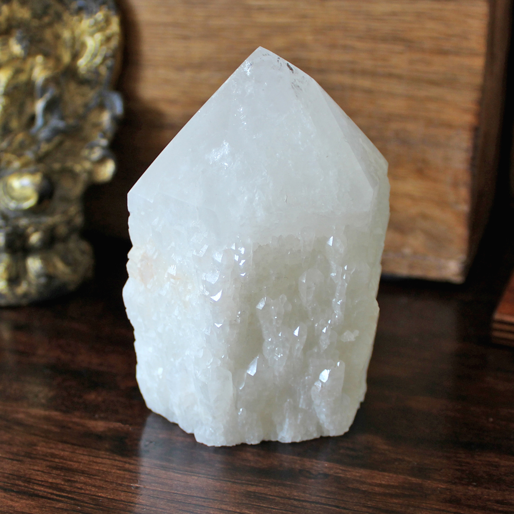 Standing candle quartz crystal point